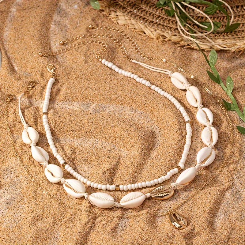 Stylish 3-Layer Shell Pendant Necklace Set for Women